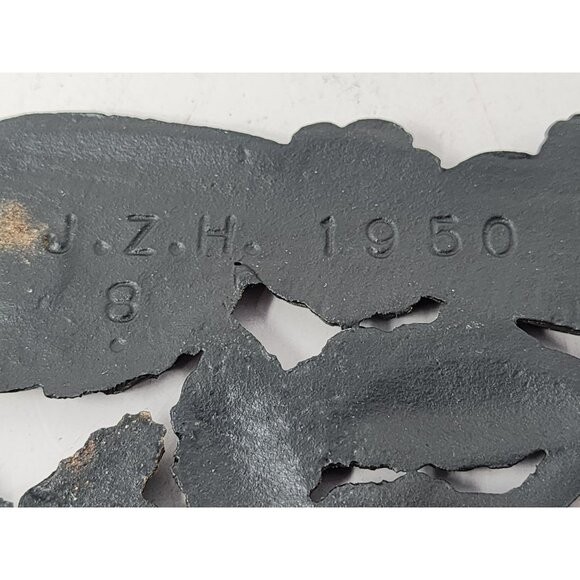 Vintage 1950 Cast Iron Rustic Decorative‎ Trivet With Grape Motif - Picture 3 of 7